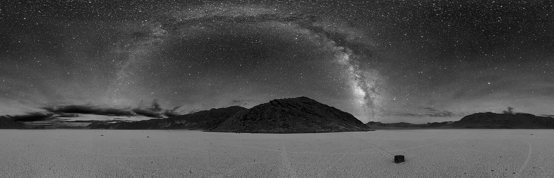 Sailing Stones in Death Valley